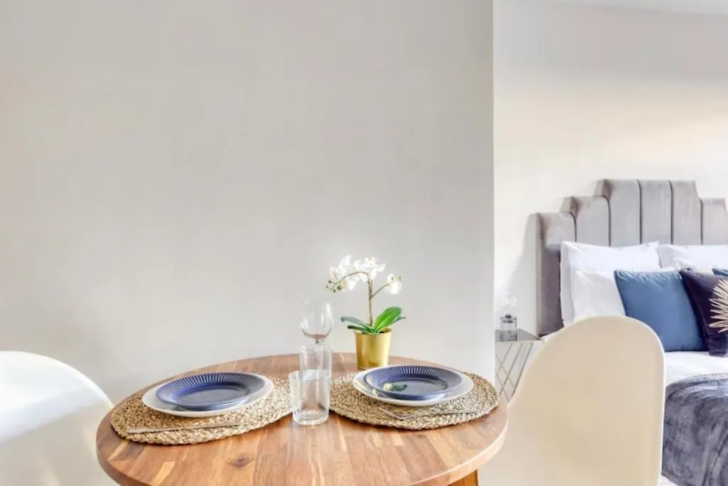 20 M² Metro 7 A 5 Min A Pied Apartment Le Kremlin-Bicetre 0*,